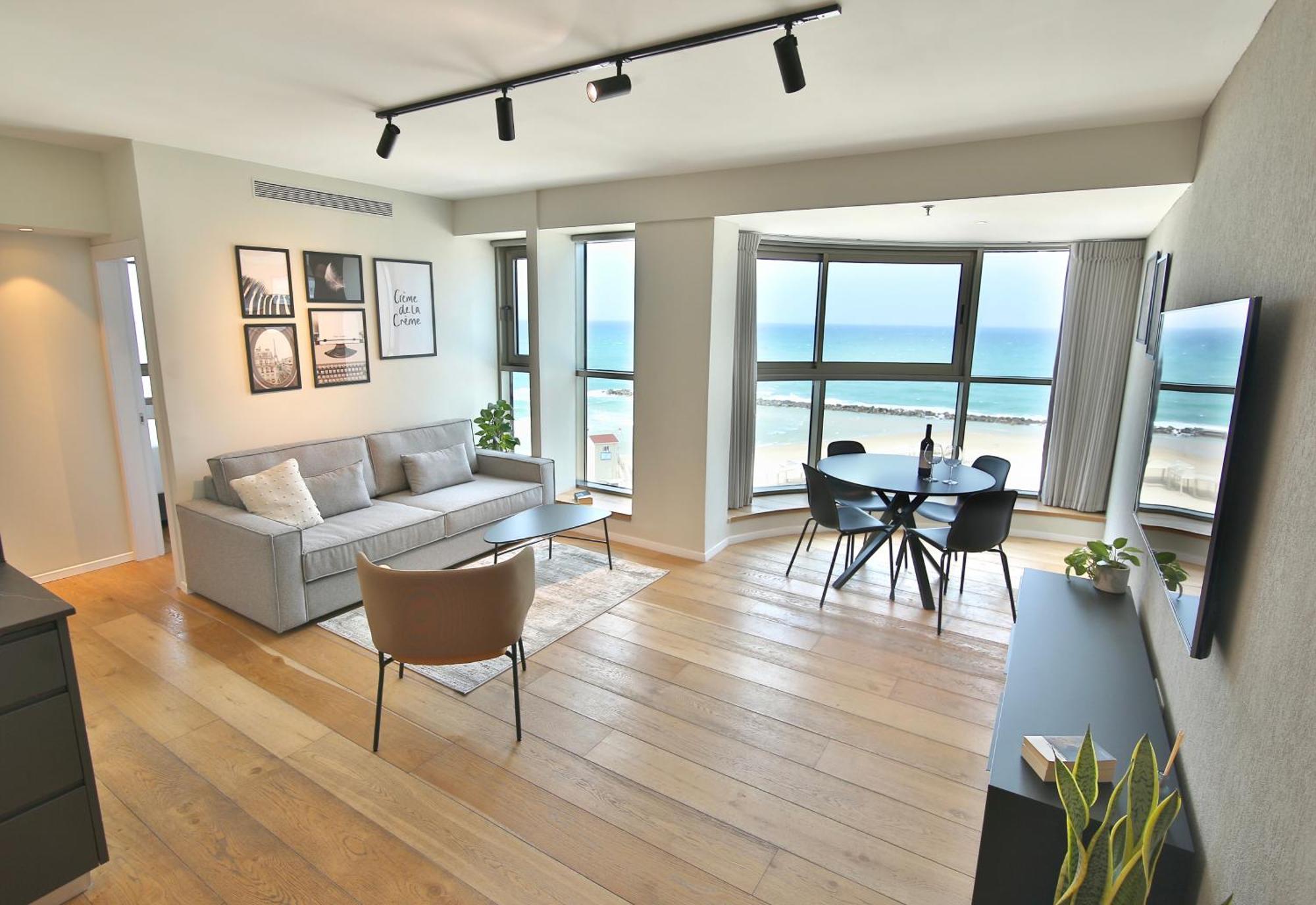 Luxury Suites By Notaly Ariel - Carmel Beach Haifa Bagian luar foto