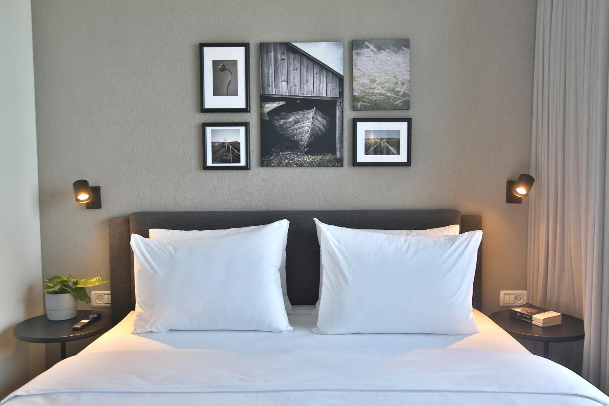 Luxury Suites By Notaly Ariel - Carmel Beach Haifa Bagian luar foto